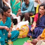 Navaneet Kaur Instagram - आपली दीपावली, आपुलकीची-सामाजिक बांधिलकीची,दरवर्षीप्रमाणे यंदाही दीपावलीच्या पावनपर्वावर आमच्या गंगा सावित्री निवासस्थानी अंध,दिव्यांग, कुष्ठरोगी,निराधार, शेतकरी विधवा महिला,माजी सैनिक,अनाथ बालके,विधवा,परित्यक्ता आदींना दिवाळी निम्मित किराणा किट,फराळाचे साहित्य,वस्त्र वाटप करण्यात आले,यावेळी उपस्थित असलेल्या हजारो लोकांना स्वहस्ते साहित्य वाटप करून आपली दिवाळी त्यांच्यासोबत साजरी करून सामाजिक बांधिलकी जोपासली व नेहमीप्रमाणे आपली दिवाळी त्यांच्यासमवेत साजरी करून त्यांच्या जीवनात दिवाळीचा गोडवा निर्माण करण्याचा प्रयत्न केला