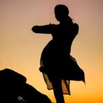 Navya Nair Instagram - When navya chechi posed the different natarajas for my silhouettes..🥰📸 @navyanair143 @director_aniesh_upaasana @scube_films @harrisdesom @syamaprakashms @sujeed_daan #nataraja # bharatanatyam #streetphotography #photographer #landscapephotography #shadow #horizon #beach #papelariapersonalizada #light #canon #india #skyporn #sea #creative #night #tr #trees #handmade #reflection #travelphotography #pics #summer #view #instagram #photographers #sunsetlovers #design