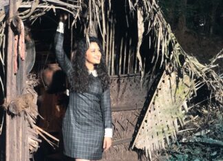 Neetha Ashok Instagram - I enjoyed playing ‘Panna’ - a fearless, bubbly, an adventurous girl which is to be honest a strong depiction of my real character in personal life 😅 To the ones who had seen me in television thus would have surely not seen this aspect of me till now & that’s exactly why I was overjoyed!! Thank you is a very small word for me today to express my gratitude towards the main pillars of VR.. @kichchasudeepa sir for believing in me n recommending me to play Panna 🙏🏻🙏🏻 and always looking out for me 🤗❤️ @anupsbhandari sir and @neetha.vs ma’am for creating Panna, guiding me and always being there for me ❤️🤗🤗 @jack_manjunath_ sir for all the support and faith 🙏🏻 @nirupbhandari for always pushing me when I was in doubt 🤗❤️❤️ And the whole cast and crew of @vikrantrona for making this journey larger than life 🤗❤️