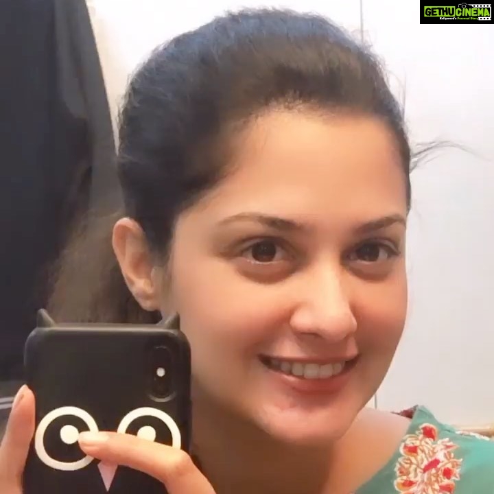 Neetha Ashok Instagram - Ayeee what ya doing yaaaa!??? 😄🙃