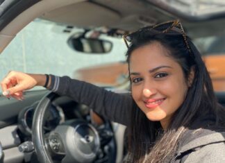 Neetha Ashok Instagram - Dubai + dream car = ❤️ take me baaacckkkk #minicooper