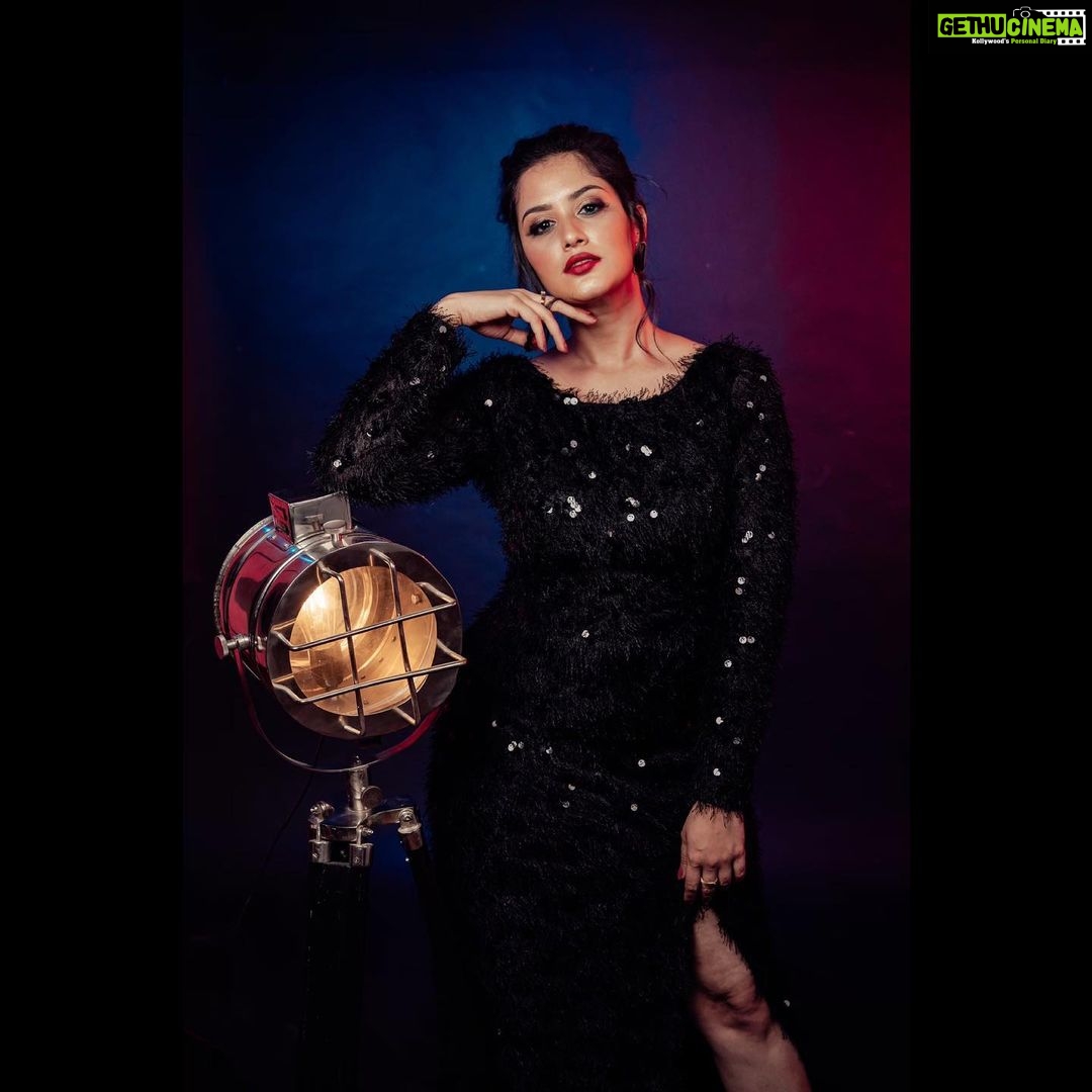 Neetha Ashok Instagram - Her smile was like armor & every day she went to war. Designed by @rishi_designs11 @hvpallavigowda MUA @dhwanimakeovers PC @abi_spandan @d_tale_teller Styled by @boss_ladyy_vestire Studio space @lightbucketproductions