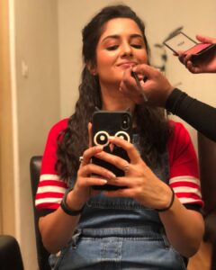 Neetha Ashok Instagram - Dated July 16th 2020 
Location Annapoorna studio, Hyderabad 
Post Lockdown my first scene was the Cricket scene 😍 also my first Sanju Panna romantic scene 😉