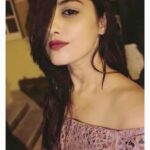 Neetha Ashok Instagram - Throwback picture! Might delete later ✌🏻