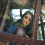 Neetha Ashok Instagram - Photography by @moodarrest @nitinpatte @aritra.ghosal.moments Mua @alyna_makeovers Outfit designed by @arulaa_by_rashmianooprao Location @thebierlibrary #retro #moodylights #moodarrest #nitinpattephotgraphy #portraitphotography
