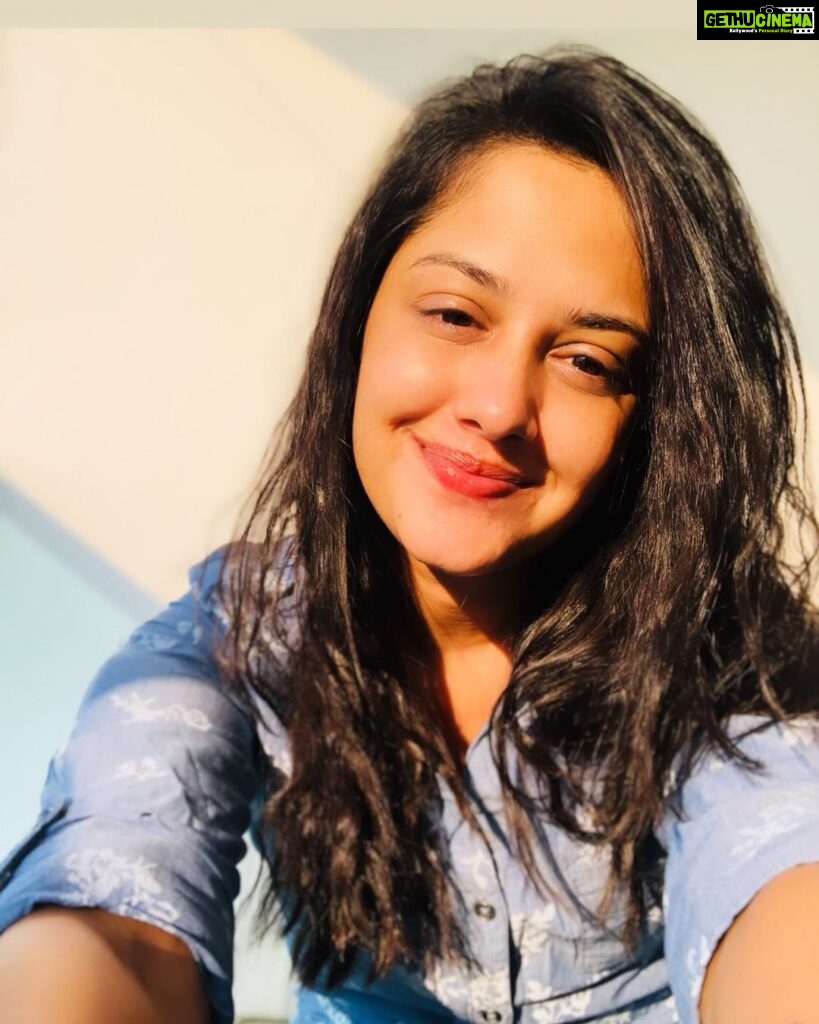 Neetha Ashok Instagram - Sun kissed morning 🙈 Did you get your Vitamin D? #WorldOfPhantom #Panna #shootmode Hyderabad