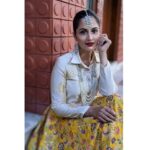 Neetha Ashok Instagram – ನಿಮಗೂ ಮತ್ತು ನಿಮ್ಮ ಕುಟುಂಬದವರಿಗೂ ದಸರಾ ಹಬ್ಬದ ಹಾರ್ದಿಕ ಶುಭಾಶಯಗಳು 🙏🏻 

#shotonphone #festivevibes #indowestern #navratri 

Magic by @heidilorenartistry ❤️🤗
Outfit designed by @arulaa_by_rashmianooprao