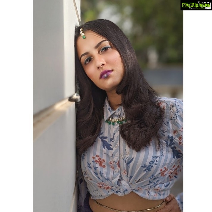 Neetha Ashok Instagram - Continued from prev post: You see a girl with Indian clothes & assume she has no sense of fashion. You see a girl with crop top and make-up & assume she is seeking for attention. Tall, short, skinny, fat, stringy or long or short hair, blackened nails, hair, saree or crop tops, lenses or spectacles. No physical appearance defines who a person is. To be continued... STYLED by the gorgeous @heidilorenartistry ❤️🤗 #shotonphone
