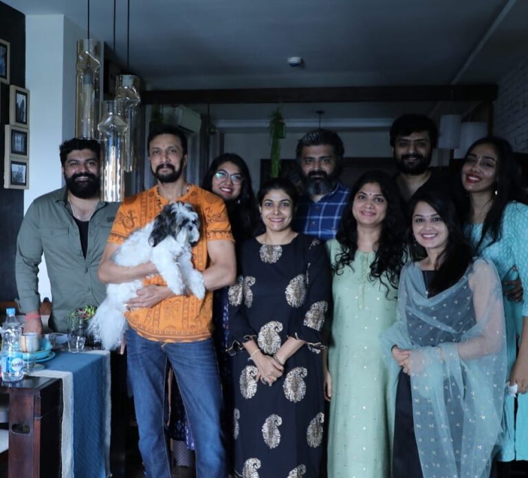 Neetha Ashok Instagram - 2020 Ganesha Chathurthi celebration with my extended family.. ❤️ I thought I would miss being home this year but this extended family made me feel like HOME ❤️ Blessed to have such genuine souls in my life ❤️ #blessed #extendedfamily #TheWorldOfPhantom #festivemode #ganeshachathurthi2020 #homeworkout Hyderabad Now 2
