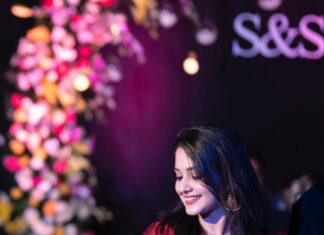 Neetha Ashok Instagram - Throw back to this fun wedding ❤️ PC @blendingpixelz