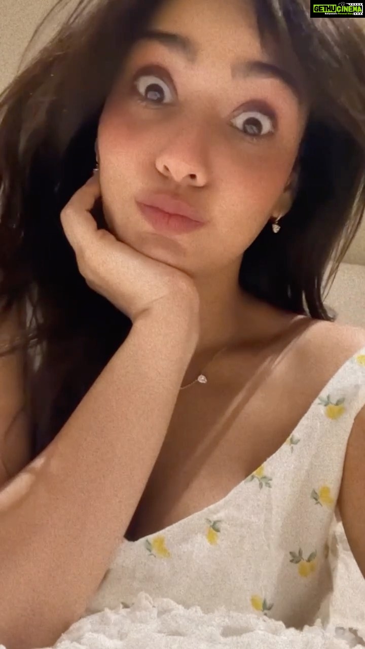 Neha Sharma Instagram - Monday blues? I think not…#reels #reelsinstagram #reel #reelitfeelit #ifeelgood