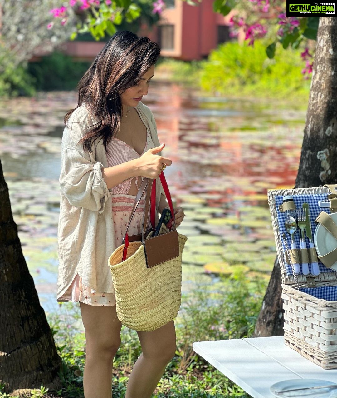 Neha Sharma Instagram - Whose ready for a picnic ππ§ΊπΌπ΄βοΈ @stregisgoaresort #soulfulsaturday #live exquisite #goadiaries #goa #incredibleindia #travel #traveling The St. Regis Goa Resort