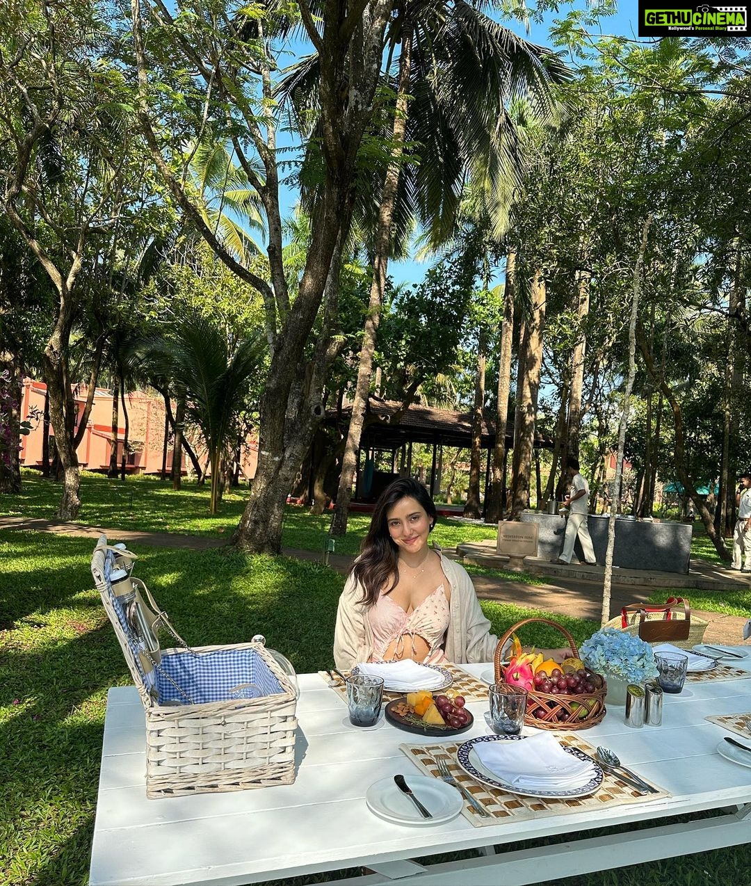 Neha Sharma Instagram - Whose ready for a picnic ππ§ΊπΌπ΄βοΈ @stregisgoaresort #soulfulsaturday #live exquisite #goadiaries #goa #incredibleindia #travel #traveling The St. Regis Goa Resort