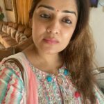 Nikita Thukral Instagram - Love for Indian outfits. 💛 outfit -by jasmyrra creationns perfect for the season. 😉