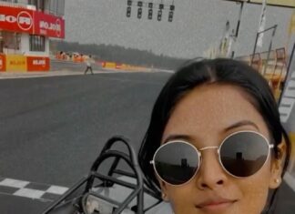 Nivedhithaa Sathish Instagram - 🏎🏁