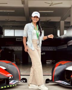 Nivedhithaa Sathish Instagram - Nothing gets me like how speed does! 🏁 My Sunday done right with @indianracingleagueofficial @speeddemonsdelhi 🧡 Madras International Circuit