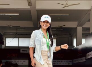 Nivedhithaa Sathish Instagram - Nothing gets me like how speed does! 🏁 My Sunday done right with @indianracingleagueofficial @speeddemonsdelhi 🧡 Madras International Circuit