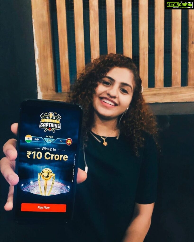 Noorin Shereef Instagram - Hi guys! The cricket fever is omnipresent this season and it has gripped me too. The reason is simple - fantasy cricket on Paytm!.Come join me on #PaytmFirstGames to create your own Fantasy team for today's IND v SL match and stand a chance to win upto a whopping 10 Crores! 💰 Swipe up the link on my story or visit www.paytmfirstgames.com to get started! C'mon India, let's play! Jeetega bhai jeetega, #SaraIndiaJeetega! 🇮🇳 @paytm Alappuzha