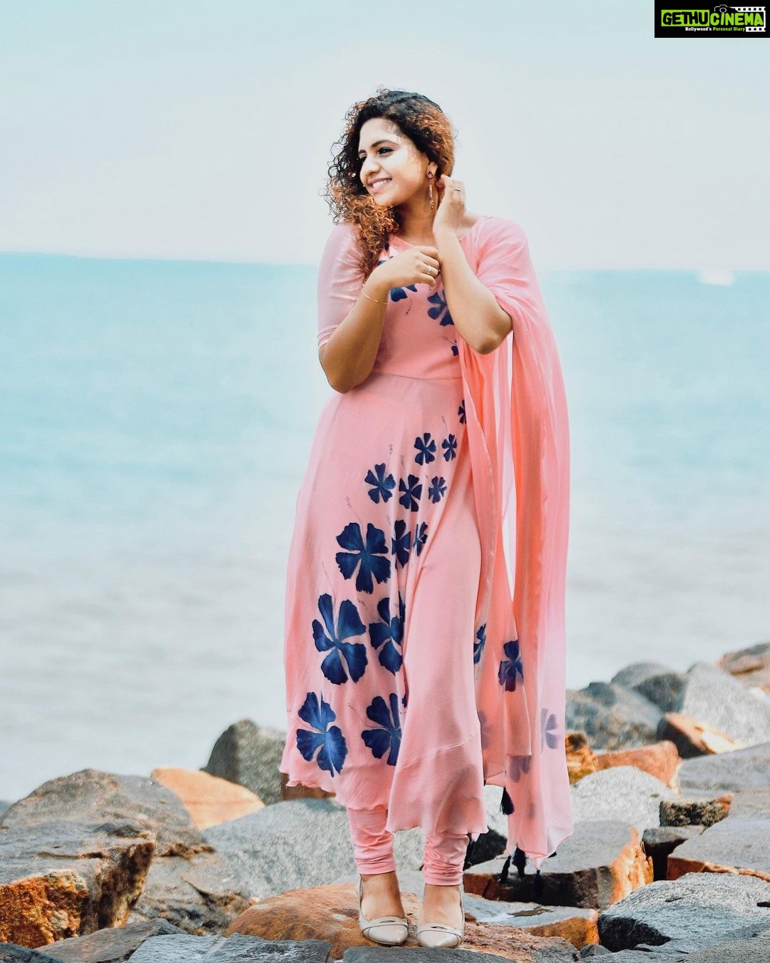 Noorin Shereef Instagram - Some @anjali_varma_official things♥️ Mua @femy_antony Pc @dy___bbuk
