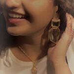 Noorin Shereef Instagram - Earings @streethopper.in Pc @unni_salim