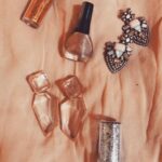 Noorin Shereef Instagram - @streethopper.in #webwidethings #earings #streethopper #flatlay