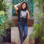 Noorin Shereef Instagram - @englishcolours Styling @soorajskofficial Photography @mr_rkaie 8 Point Art Cafe