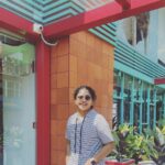 Noorin Shereef Instagram – The Smile after enjoying my morning chai☕️
📸 @fahim_safar 
#bangalore 
@qmincafe