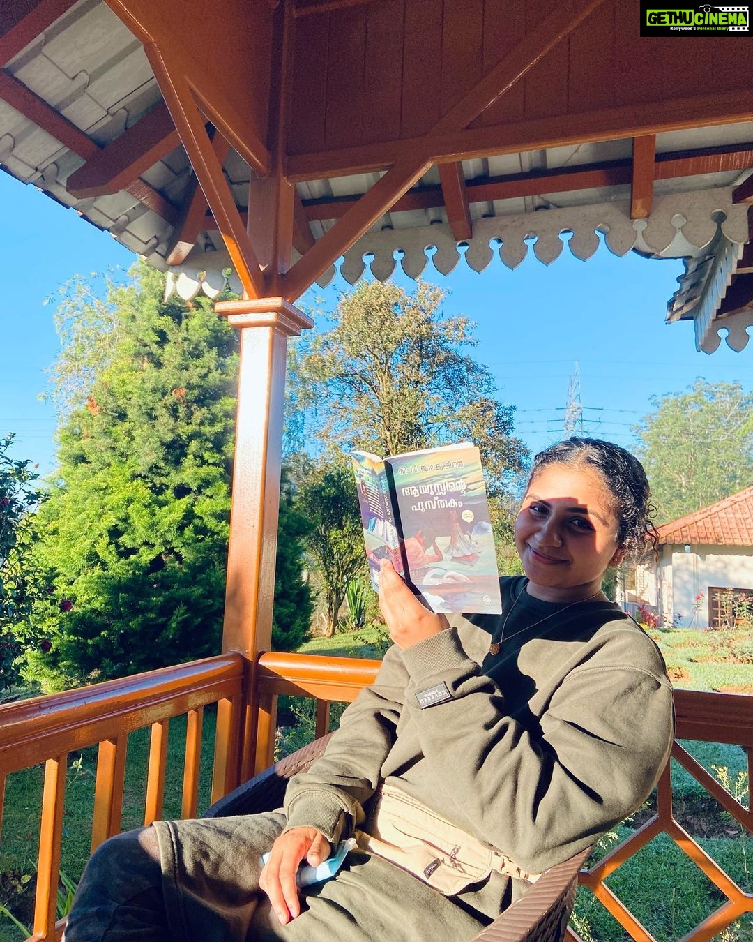 Noorin Shereef Instagram - Visualizing the stories from the book and the view. 📸 @fahim_safar