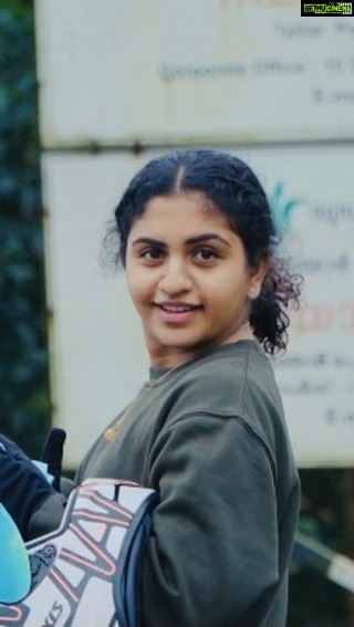 Noorin Shereef Instagram - Happiness is a bike ride to breathtaking Munnar! And with COVID protocols strictly enforced everywhere, I felt safe throughout the journey. Here’s a glimpse of me thoroughly enjoying the change of air in the hills! #കേരളംകാണാം #KeralamKanaam #KeralaTourism തിരക്കുകളിൽ നിന്നും ഒഴിഞ്ഞ്, മൂന്നാറിലേക്കുള്ള ബൈക്ക് യാത്ര തന്ന വലിയ സന്തോഷം! മൂന്നാറിന്റെ സൗന്ദര്യത്തിൽ ഞാൻ അലിഞ്ഞ നിമിഷങ്ങൾ എനിക്ക് സമ്മാനിച്ചത് വാക്കുകളിൽ ഒതുങ്ങാത്ത അനുഭവമാണ്. കൂടാതെ കോവിഡ് പ്രോട്ടോക്കോൾ കർശനമായി നടപ്പിലാക്കിയിരുന്നതിനാൽ, യാത്രയിലുടനീളം എനിക്ക് സുരക്ഷിതത്വവും തോന്നി. . . #കേരളംകാണാം #KeralamKanaam # @evmbmw_motorrad @keralatourism