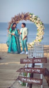 Noorin Shereef Instagram - Laugh Together!

Design Decor- @redapronevents 
Makeup- @theglamupstudio 
Bride Attire- @ladies_planet_ 
Groom Attire -artist_groom_makeover_studio
#fahinoor #redapronevents #noorinshereef #wertheplanner #wedding #keralawedding #indianwedding #wedmegood #celebritywedding