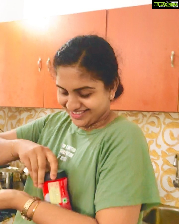 Noorin Shereef Instagram - Boost is the secret of my and #tendulkar’s energy😊🥛 @fahim_safar @haseena_hasi_ @boost.india #boost India