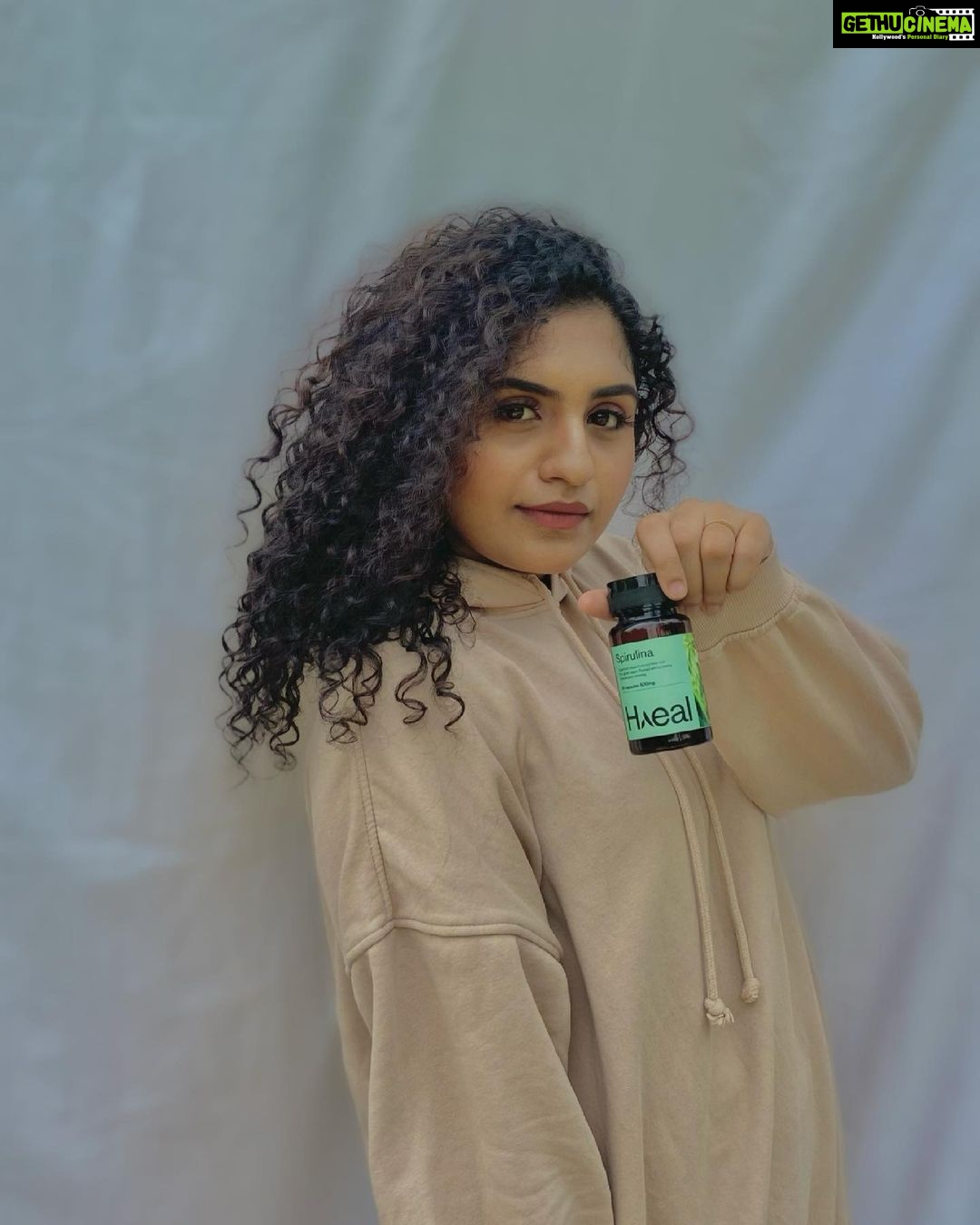 Noorin Shereef Instagram - Today I got to learn more about this supplement called Spirulina. It's not just another superfood - weight on weight it is the most nutritious food on the planet. Do you want to read more about this? Just head to @haealonline and check out the link in their bio for this and many more informative blogs. #haeal #haealonline #campiagn #paidpartnership India