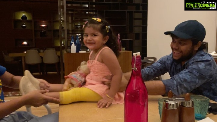 Noorin Shereef Instagram - Baby on board🤩 @nazmin_naznoor_ @fahim_safar @nazerin_nechu India