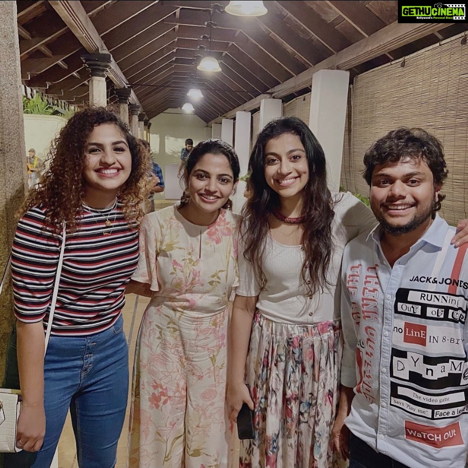 Noorin Shereef Instagram - ♥️ @nikhilavimalofficial @shruti.ramachandran @fahim_safar
