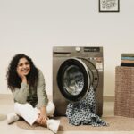 Noorin Shereef Instagram – Guys, doing the laundry always used to be a headache for me! But only until I found my perfect assistant! Yes, allow me introduce you all to my #LaundryAssistant, the awesome Samsung #AIEcobubble washing machine. It comes with a host of incredible features like Ecobubble technology, which is gentle on my clothes. That’s not all, it’s got AI Control and a Laundry Recipe feature on the SmartThings App, which makes laundry days easy like never before. Curious? Click on the link in my bio. #collab @samsungindia 

Happiness is just a click away.