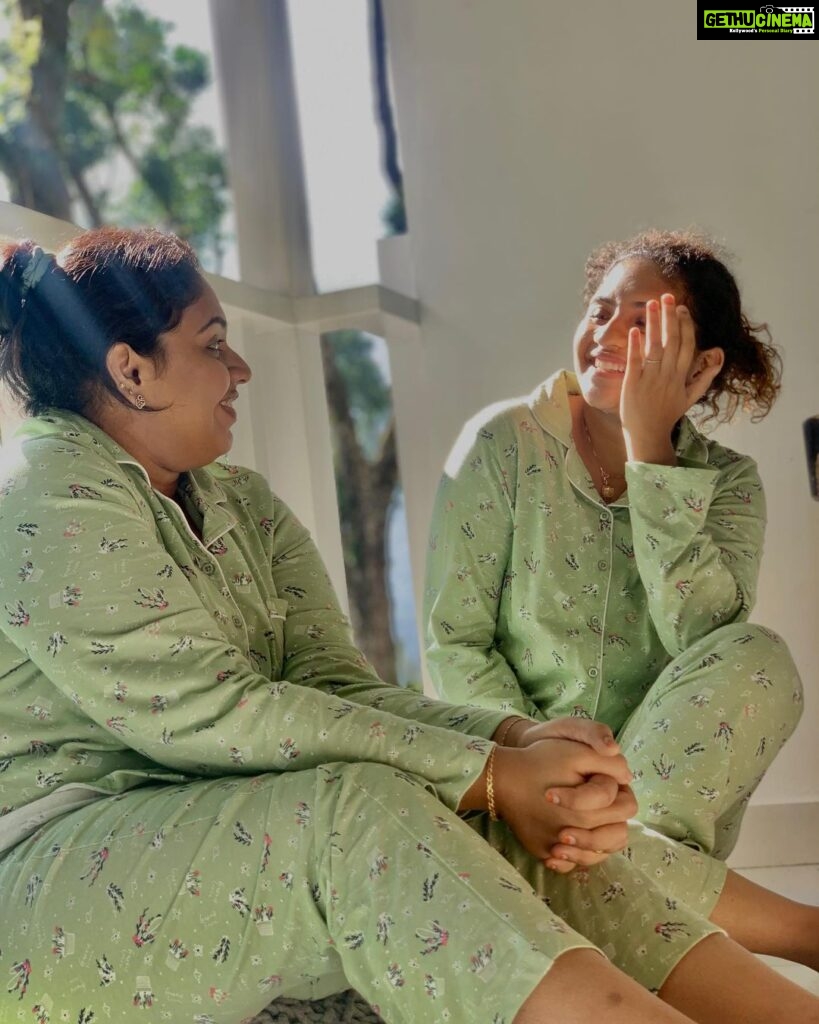 Noorin Shereef Instagram - As you’re growing up and you’re close, you can’t trust anyone the way you trust your sister, but also they have the power to wound you in ways no one else really does.” I always love to twin with you🍀 @nazerin_nechu Shot by @__sangeetha_sree Moments from she camping #3 @travelwith_abu @goldenpalacetours #travelphotography #travelbloginginstagram #noorinshereef #goldentravels Wayanad, India