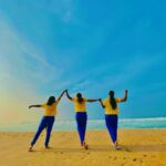 Noorin Shereef Instagram - Once in a while, you need to pack your bags, get the girls and go on a trip #bestfriendsgoals #bestvacations @ferminnoushad 💞 @amina_basheer28 Beach veiw from @the_travancore_heritage #travancore #heritage #beach #beachvibes #heritagevideoshoot #girlstrip #poolvilla #travelcollaboration #travelgram