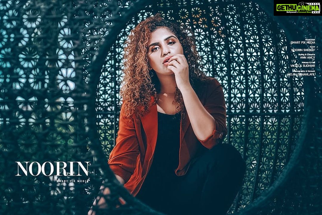 Noorin Shereef Instagram - Throback to my funniest and fav shoot for @smart_pix_media_ With. @mojin_thinavilayil @ann_ancy @vikas.vks.makeupartist Grand Hyatt Kochi Bolgatty