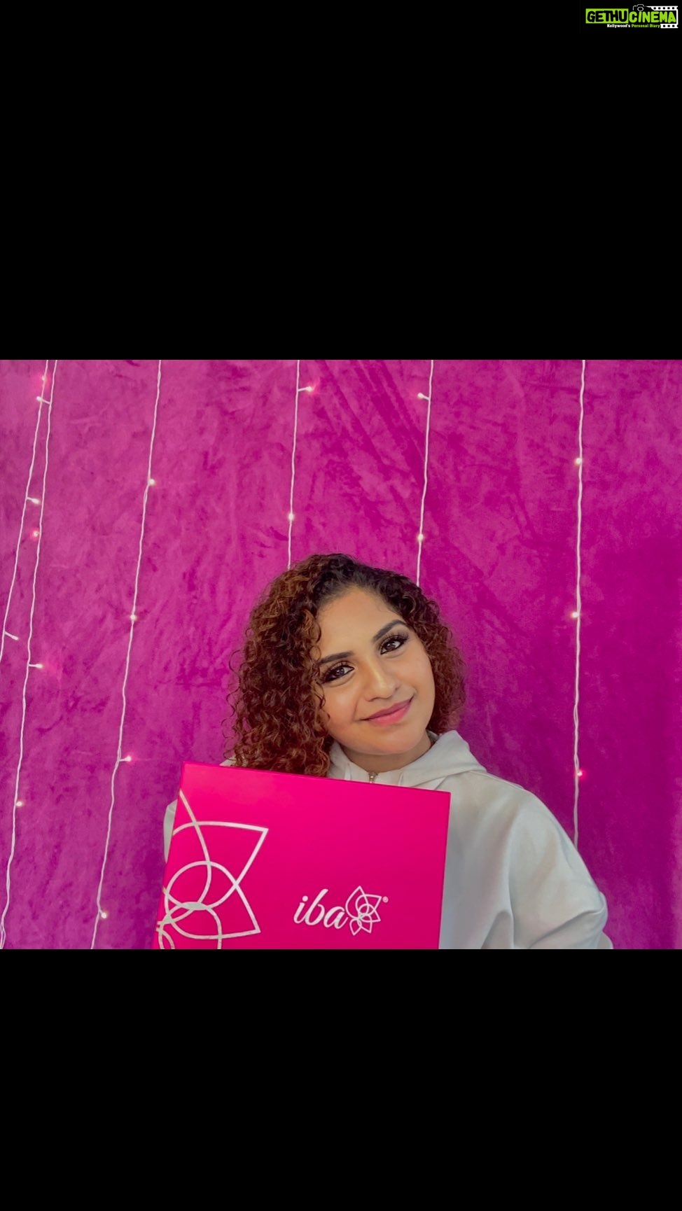 Noorin Shereef Instagram - Loving my makeup box from @ibacosmetics Contains all products required for a full face makeup. Iba is 100% Halal Certified & Peta Certified Cruelty Free + Vegan Cosmetics Brand that does not contain any Pig Fat, Alcohol and any other harmful chemicals.. You can also purchase my full makeup box on their website www.ibacosmetics.com Use my code: NOORIN20 to get a flat 20% discount on their website #ibacosmetics #Ibamakeupbox #halalcertified #halalcosmetics #beautywithoutguilt #crueltyfreemakeup #vegancosmetics #noorin #noorinshereef #beautyvlogger#beautybloggers #beautyinfluencer