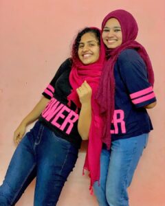Noorin Shereef Instagram - Twinning for a reason♥️ @ferminnoushad 
Hijabs from @pastel_parrots #thank you for making our bonds♥️ match more with your hijab collections

Check my latest reel for BTS😂