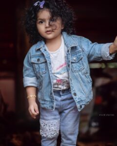 Noorin Shereef Instagram - Happy birthday my little princess♥️♥️♥️♥️ @nazmin_naznoor_ 
I love you to my death✨

Pc @_____storyteller_____
