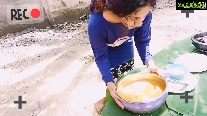 Noorin Shereef Instagram - Happy mothers day to all wonderful moms. Dedicate my first ever attempt on making MEEN KURUKKAL for my ummah ♥️ check the link in my bio to watch it!!!! #mothersday #mothersdaygift #instagram #noorinshereef