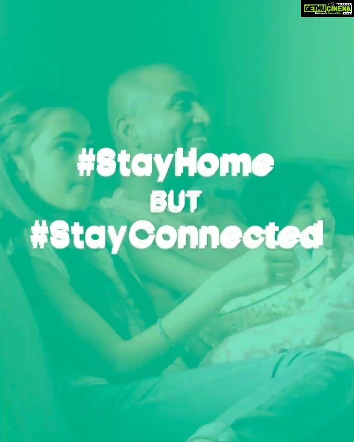 Noorin Shereef Instagram - I m really weak at singing🤭 . Lockdown has got all of us isolated. Thanks to Azar, I can still connect with exciting people from all over the world. I am #StayingHome but #StayingConnected with Azar, you should too! Discover friends through video chat and meet someone new with each swipe. Download the app now! @official.azar.india #StayHome #But #StayConnected #Azar #ConnectOnAzar #swipeleft👉