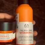 Noorin Shereef Instagram – Stay home and take care of your skin with @thebodyshopindia @thebodyshop 
Vitamin c liquid peel  and moistarizer is a good combo for a healthy pamper for skin