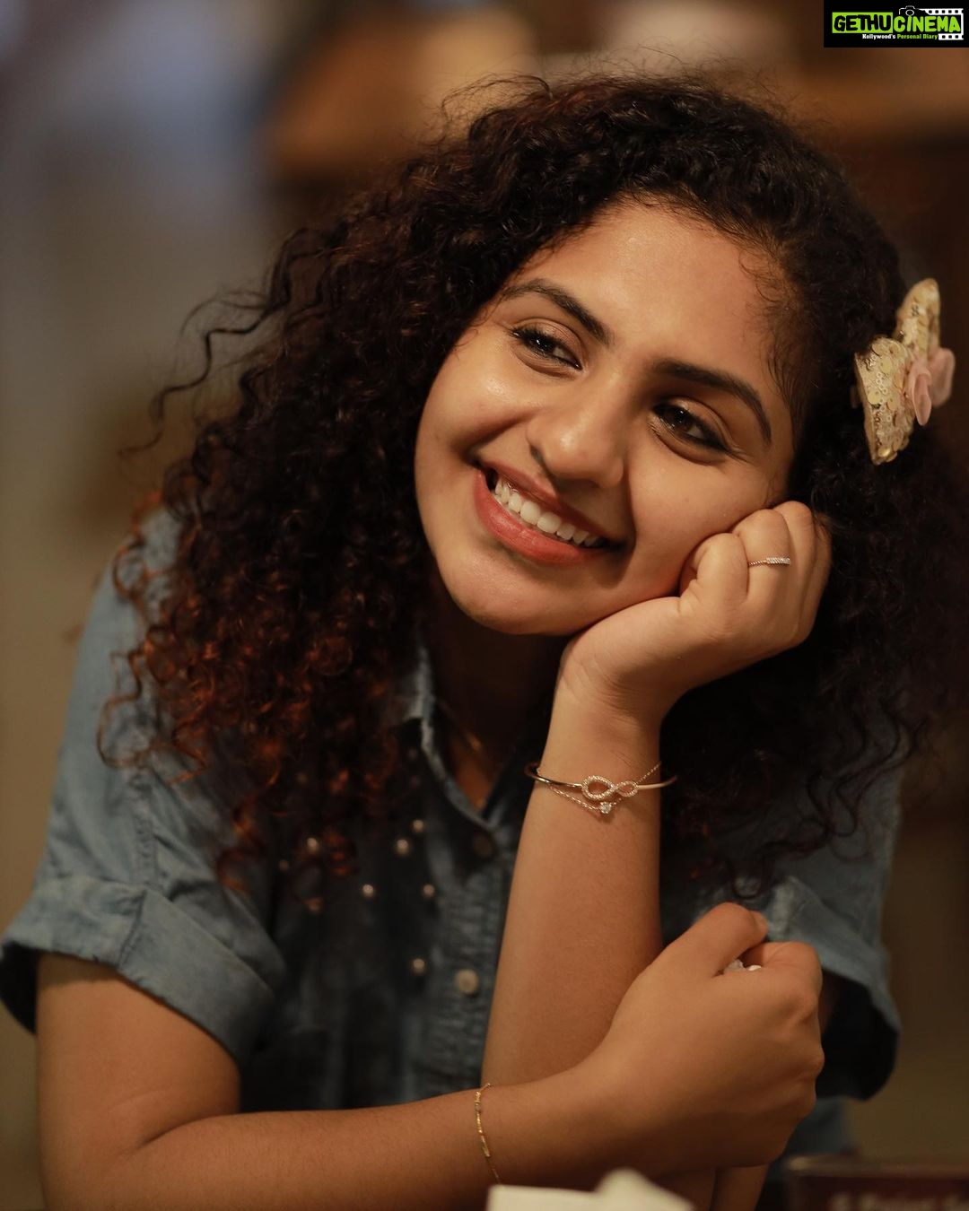 Noorin Shereef Instagram - ✨ #entenaduu coming soon . - kerala nature vibe @visalbabu_ @deepak__kc Photography @srj_hashtag