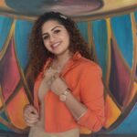 Noorin Shereef Instagram - Hurry up!!!! @sheinofficial BLACK FRIDAY is going to end soon.collect all your fav stuffs for ladies and men at a huge offers and discounts . . Add my code [ 4Noorin10 ] for extra 10% for all purchase 2000+. Wearing Open-Front-Notched-Collar-orange Blazer ( search id -762998) from @sheinofficial . . #shein #sheinofficial #sheingals #blackfriday #sheinindia #sheininfluencerindia 762998 India