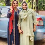 Noorin Shereef Instagram - See nachu @nazerin_nechu how fast i grown up,even taller than you🤭🤭🤭 I still remember you tease me for being short and lean and now see how game changes😍😉