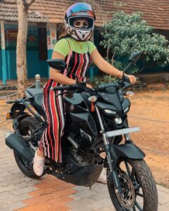 Noorin Shereef Instagram - You’re braver than you believe, and stronger than you seem, and smarter than you think💫💫.—unknown
Bae @mt15india_official 
From @brightyamaha 
Helmet @helmetologist 📸 @deepak_rs_4040