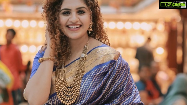 Noorin Shereef Instagram - #ad Its celebrating time at Jos Alukkas ๐ fifty five years of Glitters and Sparkles! Yes, The big anniversary celebrations begin! @josalukkas bring you gifts worth โน5 crores and lots of special offers. Come and shop with #josalukkas to join the celebration ๐ฅณ