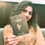 Noorin Shereef Instagram - Thank you shefikottarathil ekka♥️ Thosr lines in your book hav a big vision on life,love and leveling💡
